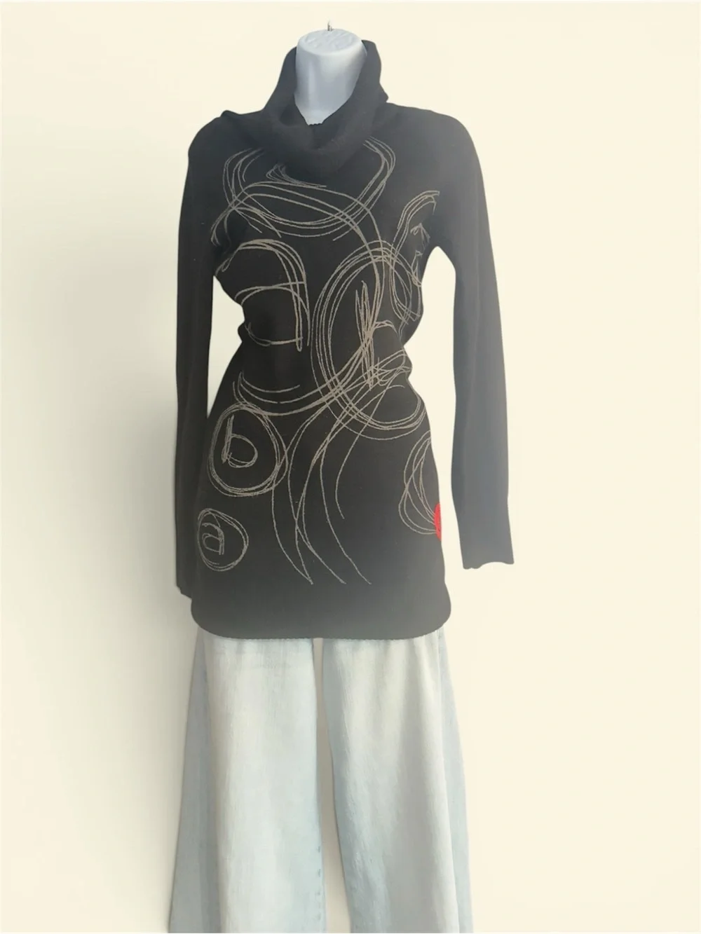 Vintage Desigual Black long Sweater / Dress with Cream Swirl and Red Heart
